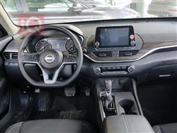 نيسان ألتيما